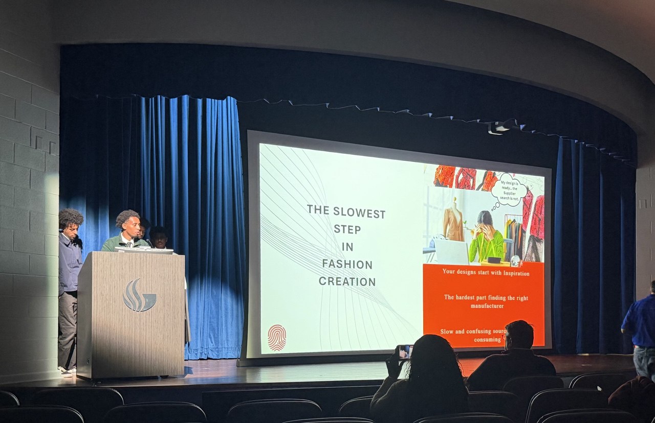Presenting Fabric Fingerprint at the Innovation Challenge
